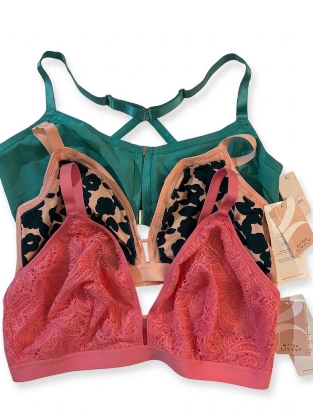 NWT Target Lively & Auden Coral Lace Bralette & Emerald Green Bralette Set 38DDD